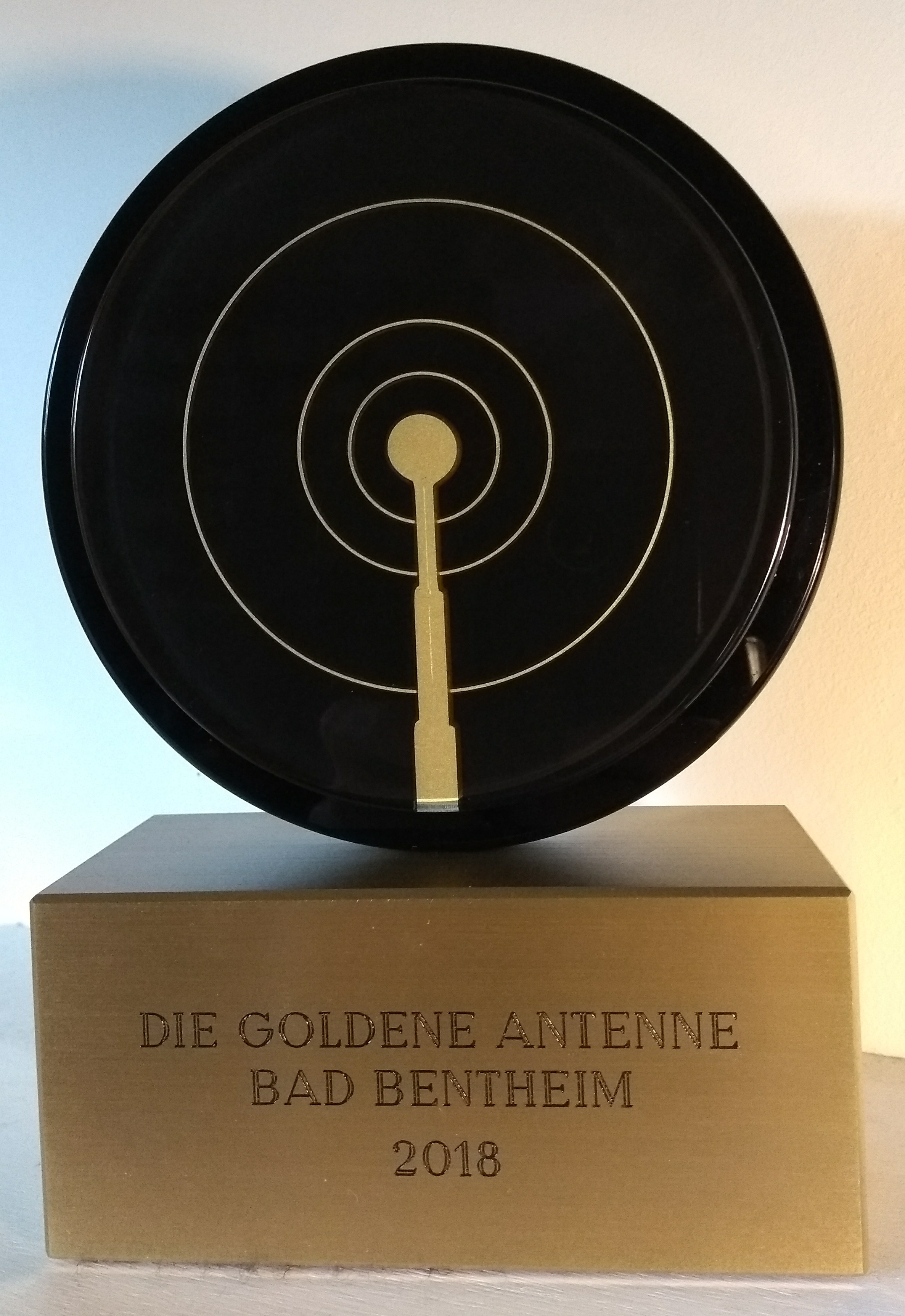 Gouden Antenne tijdens DNAT opening voor Johan Jongbloed (PA3JEM)