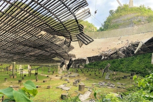 Schotel Arecibo Observatorium beschadigd door kabelbreuk